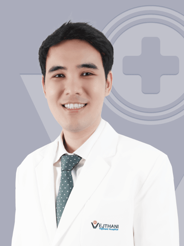 นพ. ชานน ธนาบริบูรณ์