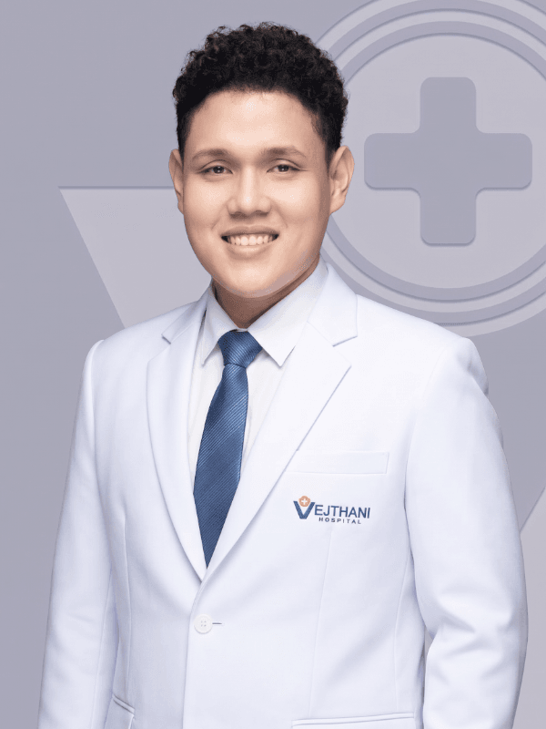 DR. KARIS PHENGSALAE