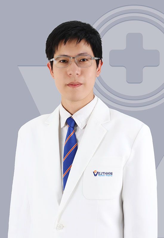 DR. NAPAT PRASITMEEBOON